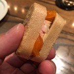 焼き鳥 とりら - 白レバー最中