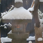 Takamura - 雪の積もった灯篭