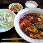 晴々飯店 - 麻婆豆腐定食\700（2012）