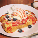 ELOISE's cafe - スペシャルフレンチトースト  1,250円