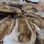 Bridgend Hotel - 生牡蠣！