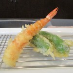 旬彩 天ぷら 心来(しんら） - 車海老、獅子唐。　　　　　2019.05.20