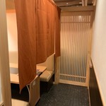 個室居酒屋 てば壱 - 奥のような完全個室から、手前の席のような半個室までご用意しております。