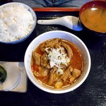 だるま食堂 - もつ煮定食