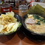 横浜家系ラーメン 鶴乃家 - 