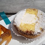 トラン・ブルー - マスカルポーネ×瀬戸内レモンのデニッシュ