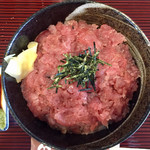 うを市 - まぐろ丼（¥700）