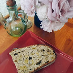 バックシュトゥーベ ツオップ - ヨーグルトライはオリーブオイルだけで十分美味しい