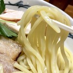 百日紅 - 麺は麦かおるモチモチ太麺