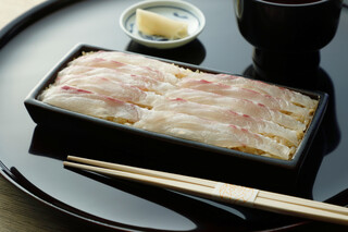 Kyoto Wakuden - 鯛の黒寿司