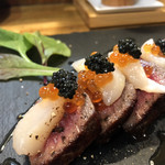 「牛モモの帆立イクラのせ」1200円