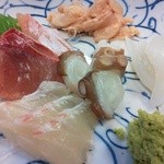 まんねん食堂 - 刺し盛り(1人前)