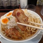 麺屋武一 - から揚げ２個入り