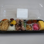 たごさく - 料理写真:おこわ三色セット（赤飯・栗豆おこわ・五目おこわ）