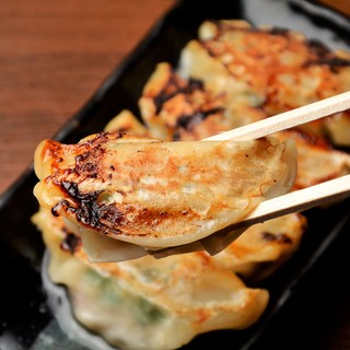 餃子人気No.1！ホルモン餃子♪