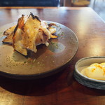 蕎麦+酒＝雲母 - 超肉厚エイヒレ炙り