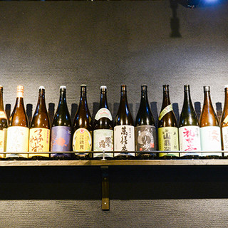 Carefully selected by the owner who is a sake master and shochu advisor. Enjoy your favorite sake