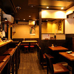 名古屋コーチン焼鳥火神 - 内観全景