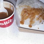 Jollibee - ちょっとクセあるグレービーソース旨い！