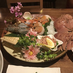 『千住の海老料理専門店』Shrimp Dining EBIZO 北千住 - 海老6種盛り。
                                美味し。
