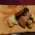 りょうりや 御旅屋 - 鰤 味噌幽庵焼き  えびいもから揚げ 銀杏 むかご
