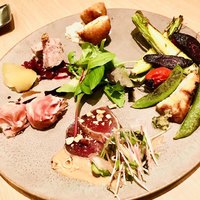 MAKIBI - 前菜盛り合わせ