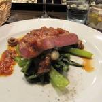 キャトルラパン - 東ヨーロッパの豚ちゃん。柔らかくて、ジューシー。　言われなければ、豚ちゃんてわからないくらい。