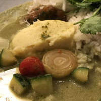 シェ・イノ - 