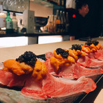 肉寿司 イタリアンバル 閂 - 雲丹とキャビアの肉寿司