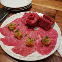 熟成和牛焼肉エイジング・ビーフ 横浜店 - 赤身盛合せ
