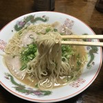 ラーメン屋 - 麺