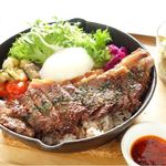 阿空 - スキレット牛サーロインステーキ丼ランチ