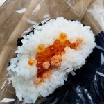 Michi No Eki Onigiri Ya Kappougi - しゃけいくら 280円