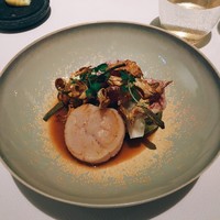 ベージュ アラン・デュカス 東京 - 