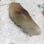 鮨旬美西川 - イサキの昆布締め