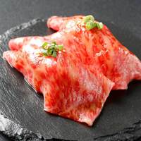 和牛とろ握り寿司