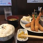 くしや - 今日は、串やランチの高級メニュー、「ジャンボえびフライ定食900円をいただきました！(2019.5.28)