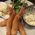 くしや - わかりやすいように、上からの全景、左はポテサラ、右はタルタルソースです(2019.5.28)