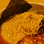 らーめん 麺泥棒 - 細麺