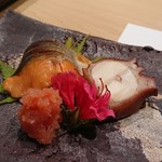 鮨西光 - 桜鱒の西京漬と煮ダコ、たらこの山ワサビ漬