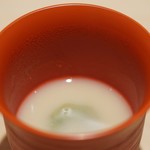 新ばし 星野 - よもぎ餅の白味噌