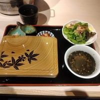 牛刺しと焼肉 仔虎 クリスロード店 - 