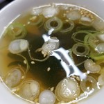 丸宝食堂 - 定食のワカメスープ