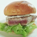 ダグズ・バーガー 宮古島本店