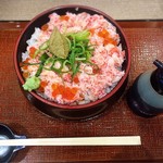 金沢海鮮丼　もり家 - かに味噌丼！