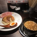 時屋 レスポワール - 豚つけ クラシック 麺400g