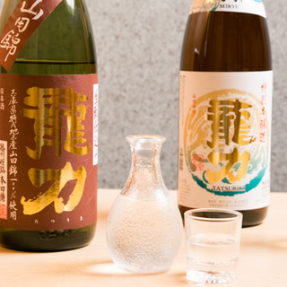 うなぎと一緒に嗜みたい、こだわりの地酒を取り揃えております