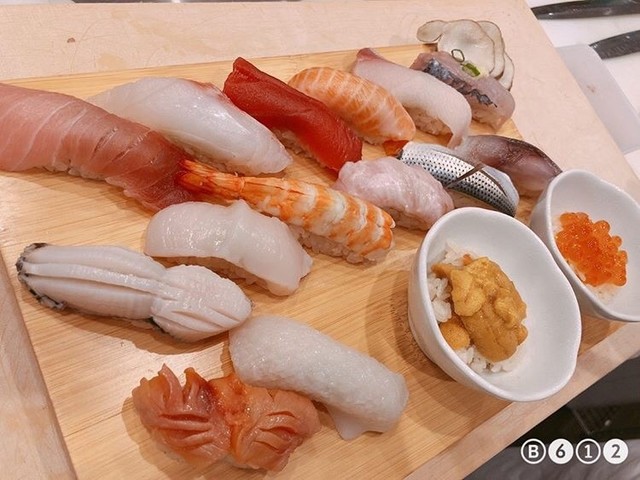 ひな寿し - 本八戸（寿司）の写真