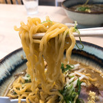 札幌麺屋 美椿 - 麺もぷりぷり