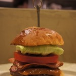 No.18 - キャラメルベーコンチーズバーガー